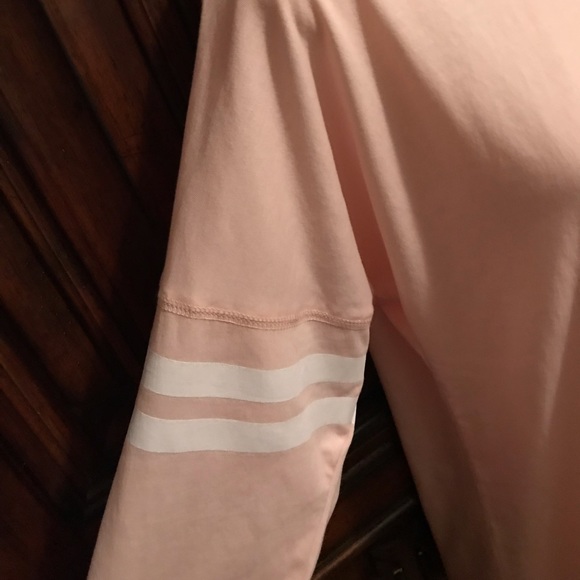 🌺 NWT MIAMI STYLE BASEBALL JERSEY - Picture 2 of 5